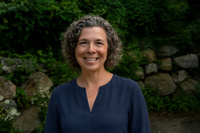 Link to: https://mayfloweracupuncture.com/meet-our-team/andrea-coakley-l-ac